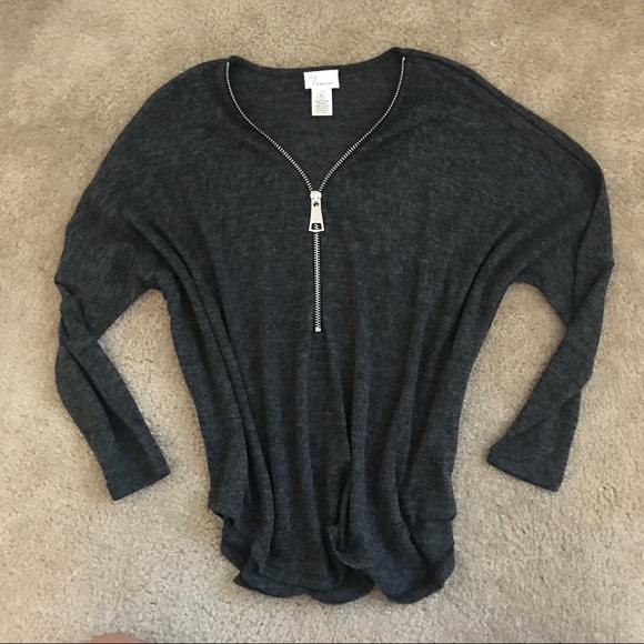 Zip Up Detail Top - Picture 3 of 5